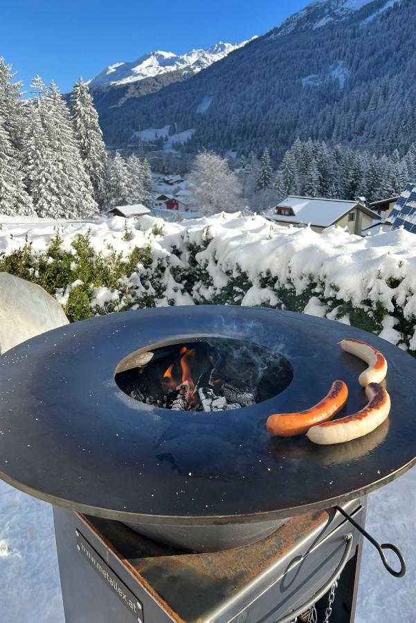 Apartmenthaus Matri By Pferd Auf Wolke Wald am Arlberg Εξωτερικό φωτογραφία